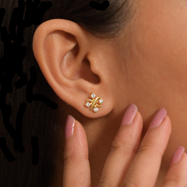 Glamour Diamond Stud Earrings